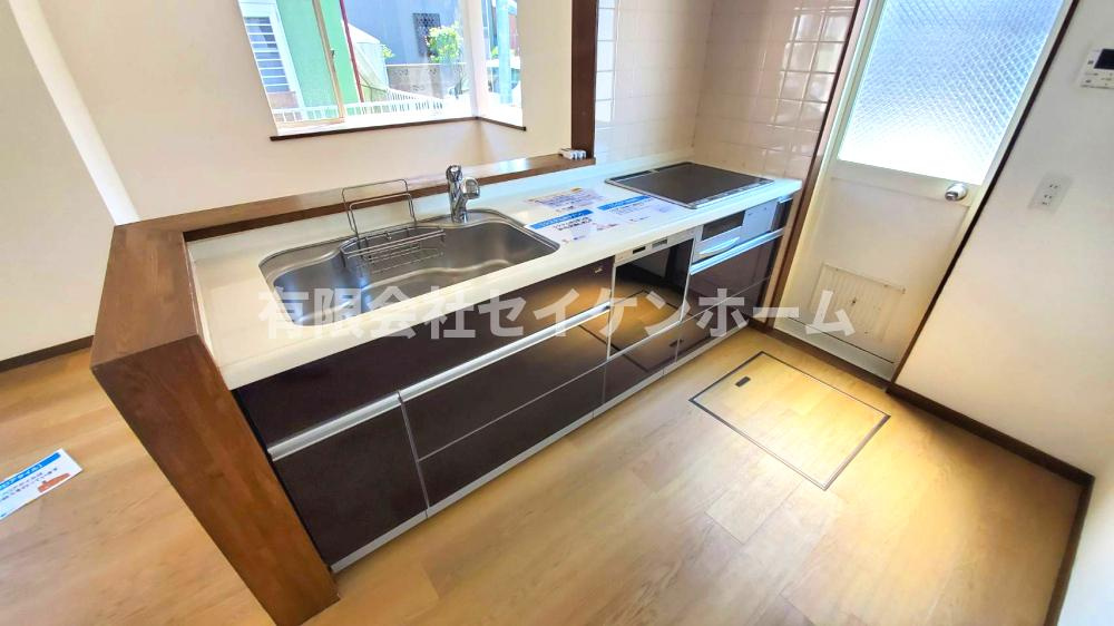 熊谷市押切　中古戸建のキッチン