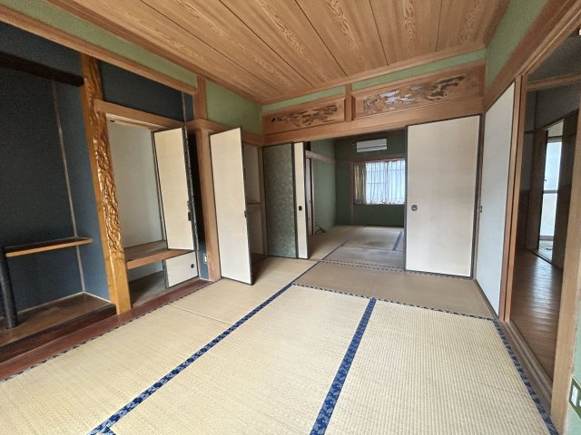 【和室】 | 勝立売家 | 使い勝手の良い続き間の床の間付の和室です！！