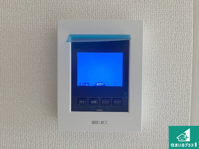 神戸市西区玉津町高津橋　第2期　新築一戸建ての防犯設備|カラーモニターインターホン！声だけでなく来訪者の姿や顔がモニターで確認できるので、小さなお子様がいらっしゃるご家庭でも安心できます！