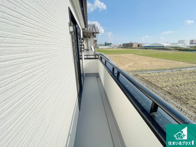 神戸市西区玉津町高津橋　第2期　新築一戸建てのバルコニー|日当たりのよいバルコニー！お部屋が開放的に！