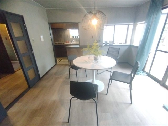 【居間・リビング】 | 滑川町月輪 | こちらの11.0帖ので趣味の時間をお楽しみください