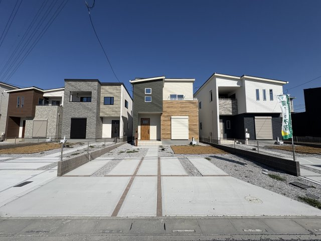 【外観】 | 熊谷市上之第8期　ワイウッドコート　新築戸建　全8区画　5号棟 | 10/17撮影