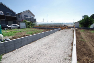 【駐車場】 | 【仲介手数料無料！！】国立市矢川３丁目　新築戸建て（全4棟）2号棟　5480万円