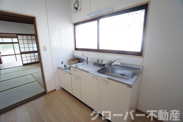 西平山町戸建てのキッチン