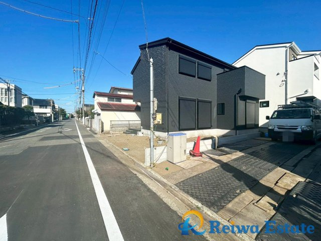 新築戸建　茅ヶ崎市緑が浜の前面道路含む現地写真