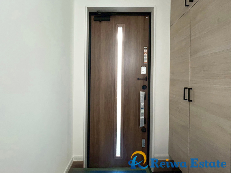 新築戸建　茅ヶ崎市緑が浜の玄関