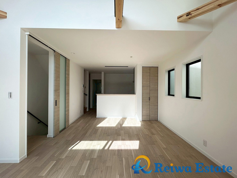 新築戸建　茅ヶ崎市緑が浜の居間・リビング