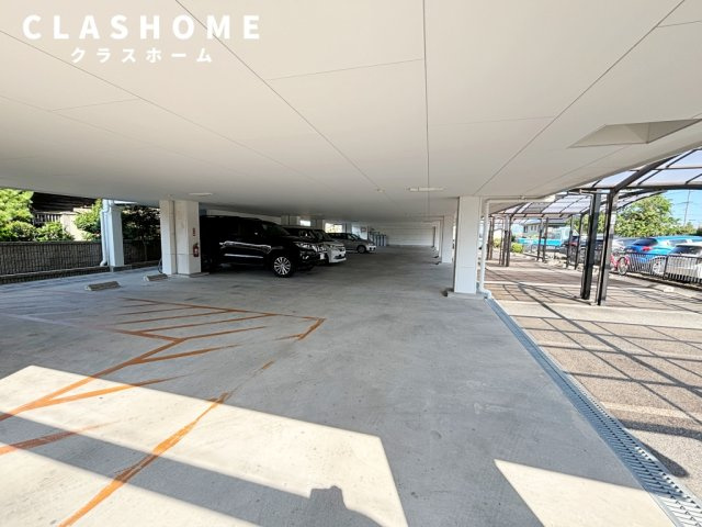 マリン高浜ベイ　　 刈谷市近郊の賃貸はクラスホーム刈谷店の駐車場