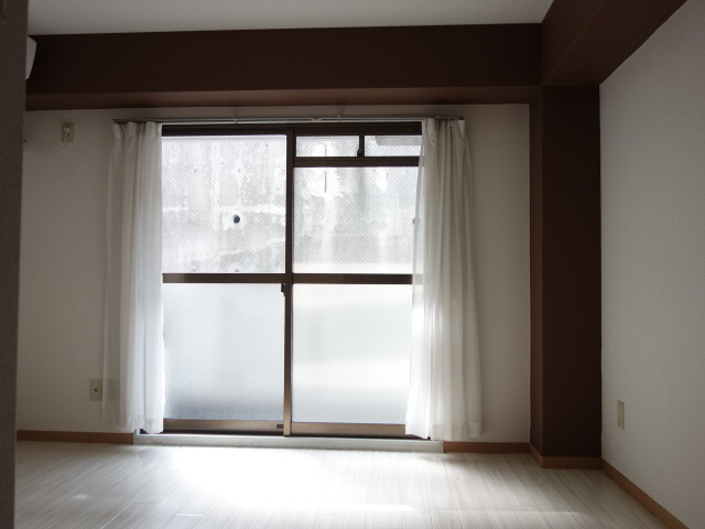 明石市東野町の賃貸マンションの寝室