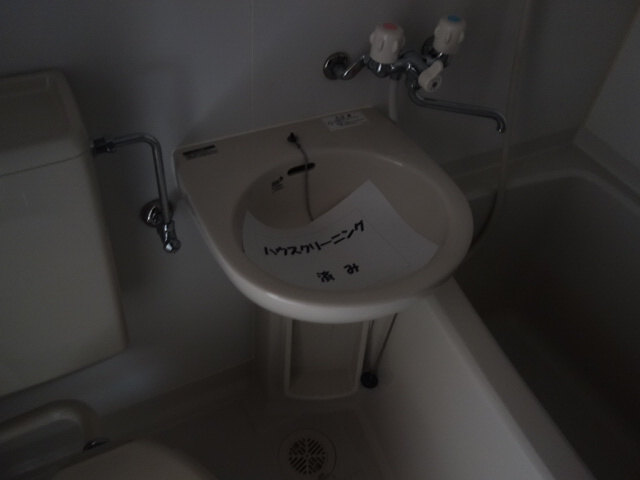 明石市東野町の賃貸マンションの浴室