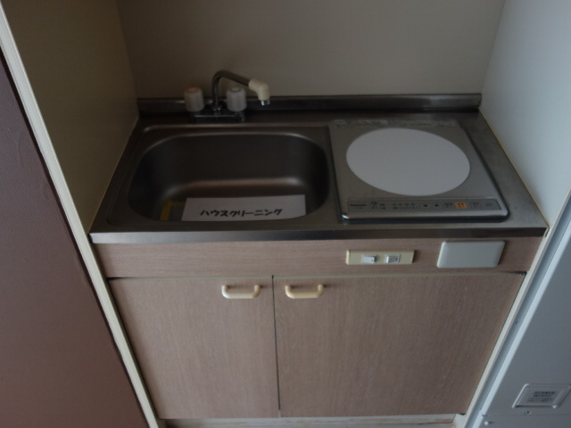 明石市東野町の賃貸マンションのキッチン