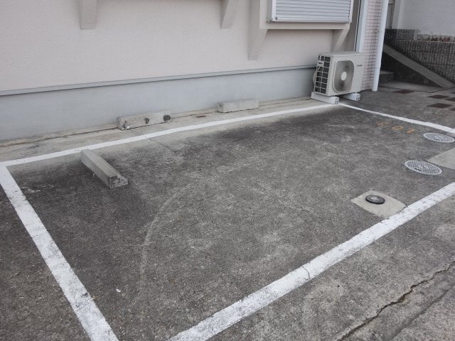アマービレ朝霧の駐車場