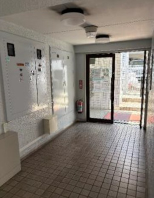 【エントランス】 | トップルーム新宿