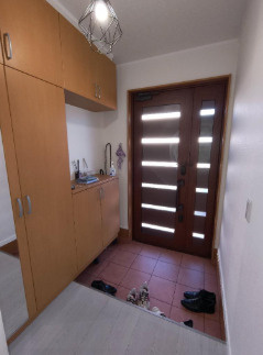 【玄関】 | 大泉町西小泉一丁目戸建