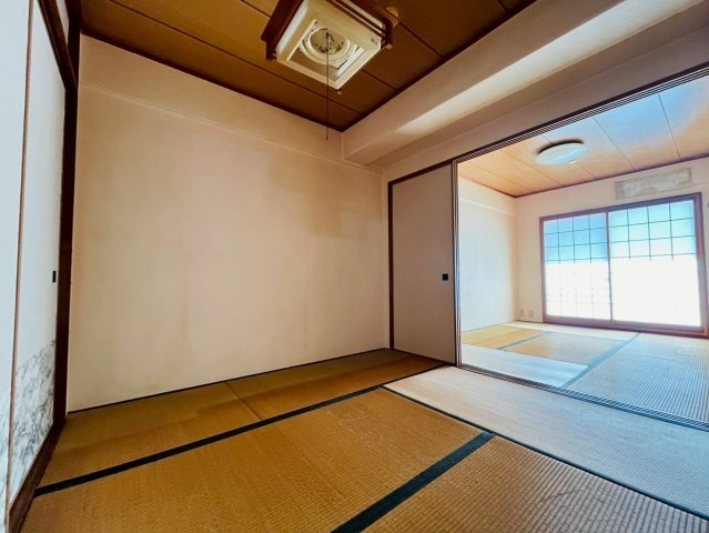 ユニハイム伏見大手筋602号室