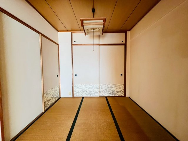 ユニハイム伏見大手筋602号室