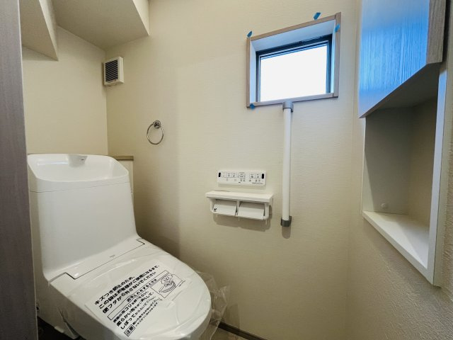 【トイレ】 | 熊谷市上之第8期　ワイウッドコート　新築戸建　全8区画　6号棟