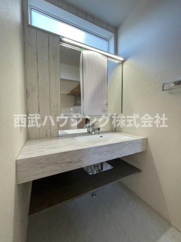 【仲介手数料無料】狭山市富士見２丁目全２棟　２号棟　狭山新築住宅西武ハウジングの独立洗面台