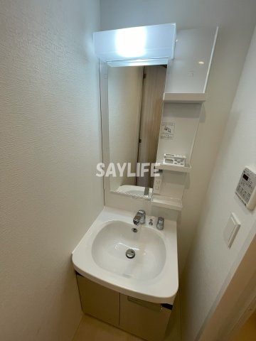 ファーストフィオーレ長田グランディールの洗面所