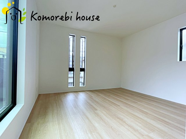 上尾市平塚　11期　新築一戸建て　グラファーレ　01の寝室|落ち着いた色調の寝室です