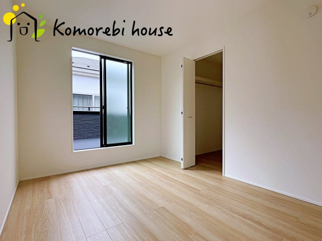 上尾市平塚　11期　新築一戸建て　グラファーレ　01の洋室|スタンダードな洋室です