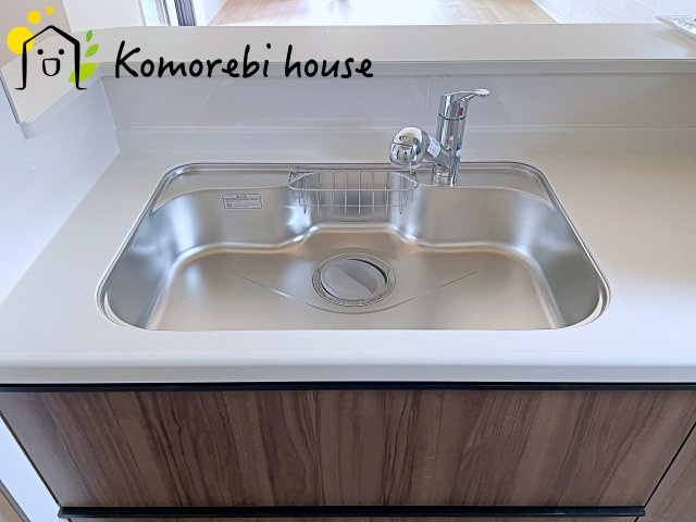 上尾市平塚　11期　新築一戸建て　グラファーレ　01のキッチン|きれいなキッチンです