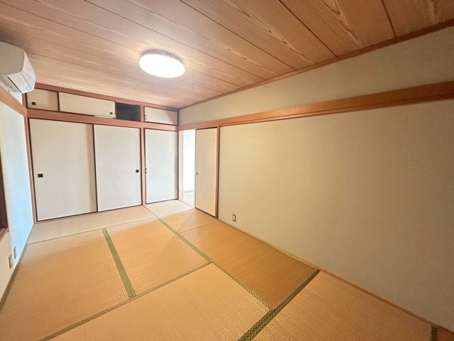 大網白里市南横川の和室