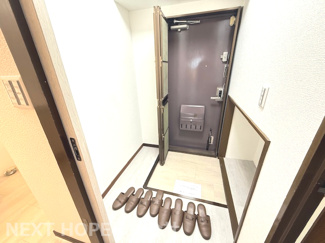 【玄関】 | 伊丹駅前ファミリーハイツ | スッキリとした玄関です！！