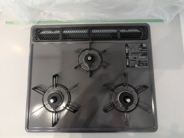 板橋区西台3丁目 限定1棟のキッチン|三口コンロ