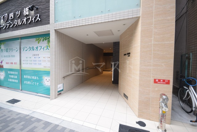 アルデールトモ北堀江のエントランス