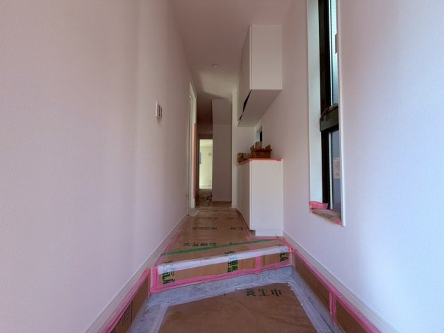 【前面道路含む現地写真】 | 練馬区豊玉南２丁目　新築戸建て　C号棟 | 見通しの良いエリアで、お車も運転しやすく安心です