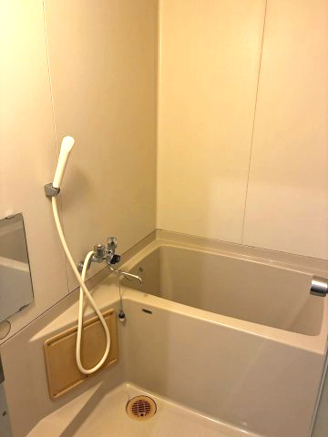 コープ寿の浴室