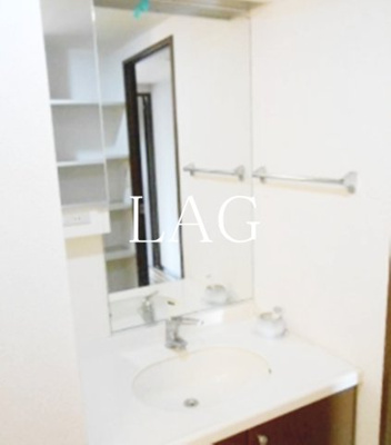 【洗面所】 | コーワレジデンス | 独立洗面台です。