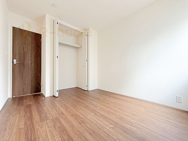 小美玉市小川第1　新築戸建て　1号棟の洋室|全居室に収納を完備♪スッキリとした快適な居住空間を確保！