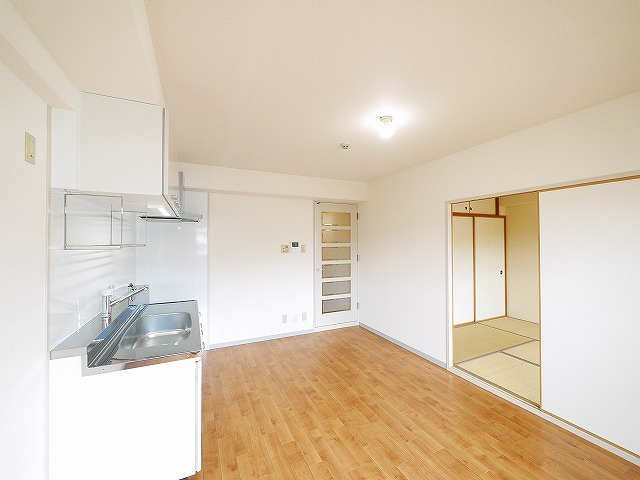 ジュネス東生駒（辻町）の内装