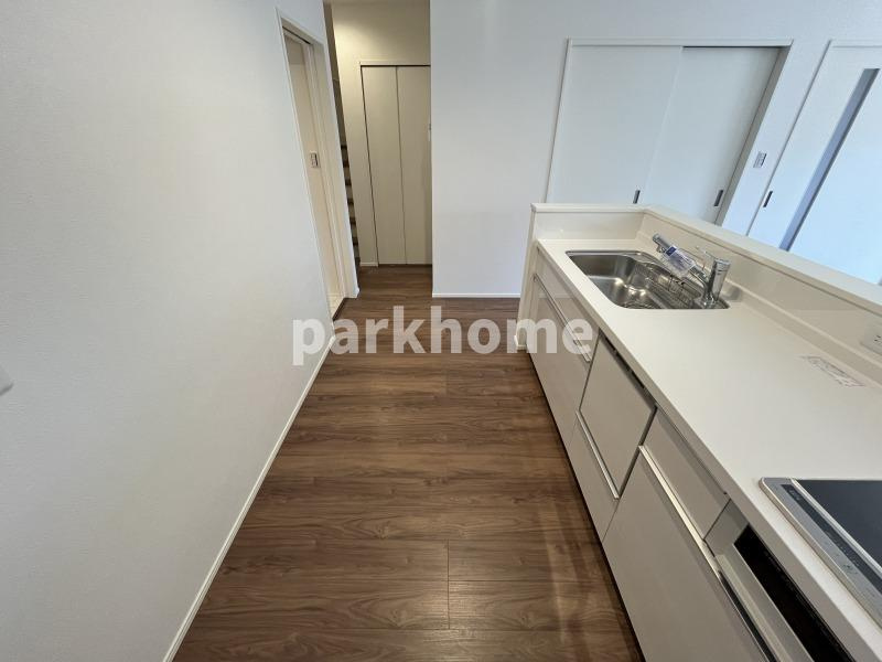 吾川郡いの町枝川 ⑫ 新築戸建ての前面道路含む現地写真|2025年10月中旬