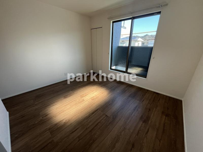 吾川郡いの町枝川 ⑫ 新築戸建ての洋室