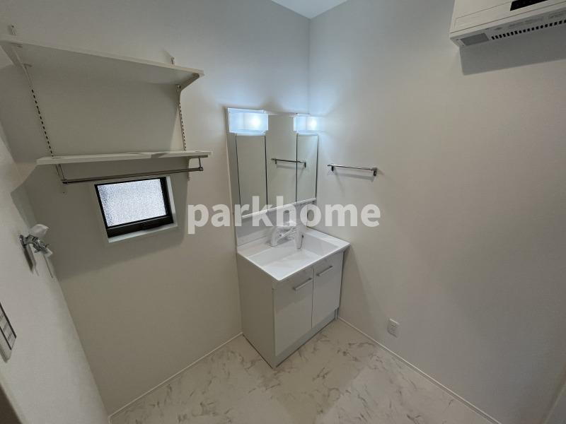 吾川郡いの町枝川 ⑫ 新築戸建てのランドリースペース