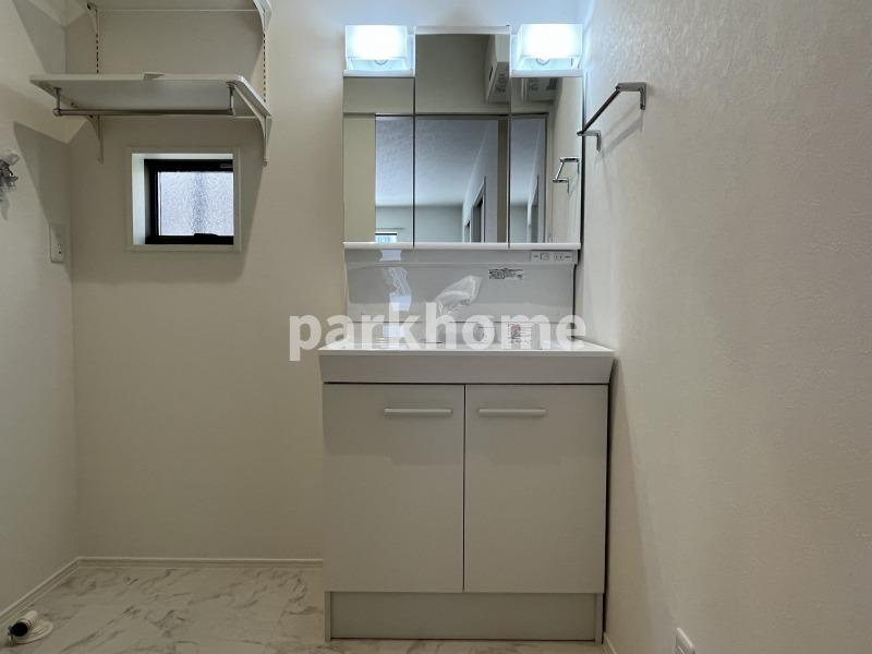 吾川郡いの町枝川 ⑫ 新築戸建ての独立洗面台