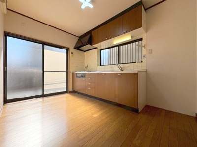 【居間・リビング】 | 豊中市庄内幸町4丁目貸家