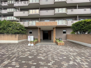 エントランス（外）