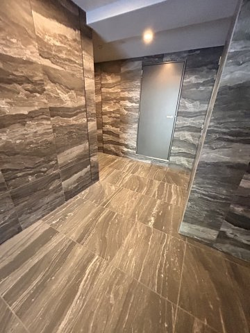 アイルプレミアム駒込のエントランス