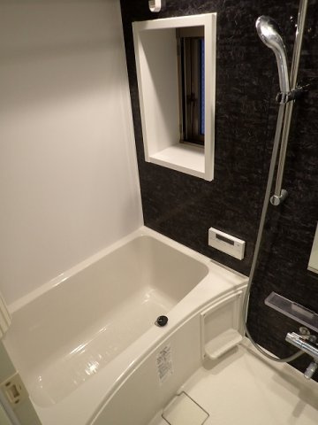 アイルプレミアム駒込の浴室