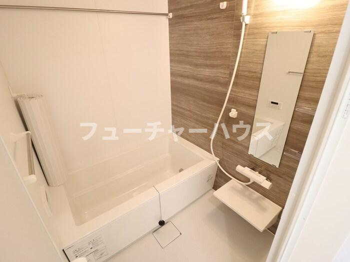 グランディオ　Ａの浴室