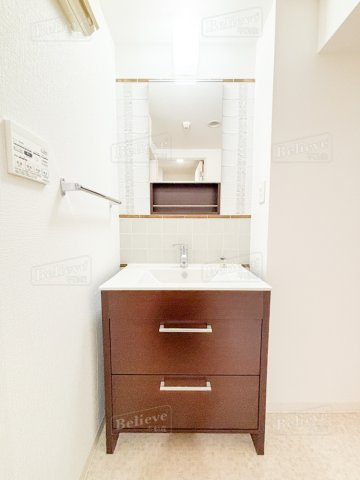 リッツ・アヴェニューの洗面所|広い洗面スペースです★