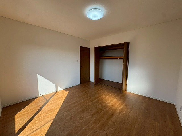 【洋室】 | 東区青葉3丁目戸建