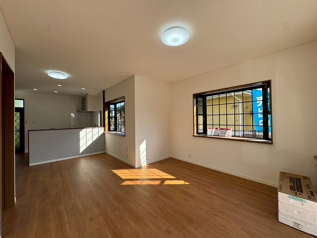 【居間・リビング】 | 東区青葉3丁目戸建