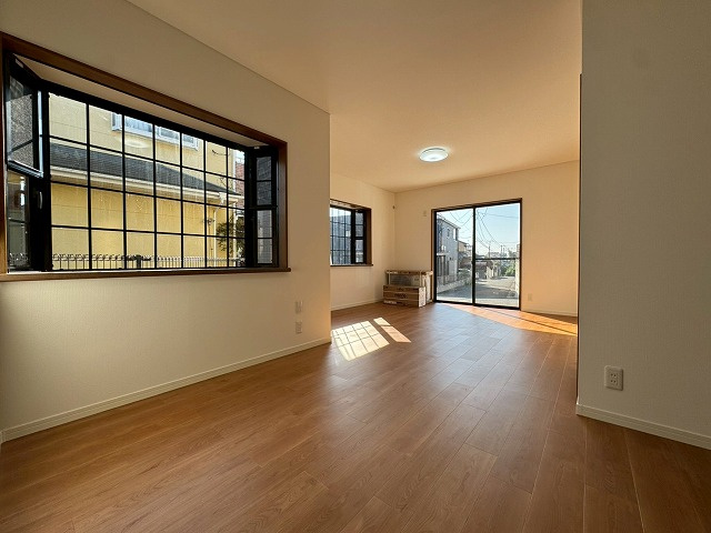 【居間・リビング】 | 東区青葉3丁目戸建