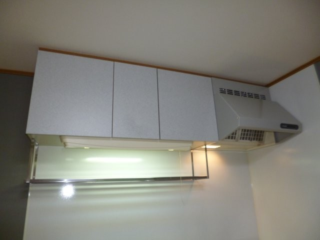 メゾンエトワールのキッチン|キッチン上収納