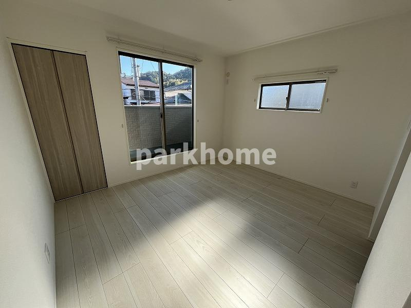 吾川郡いの町枝川 ⑪ 新築戸建ての洋室